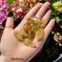 Load image into Gallery viewer, Golden Rutile Cabochons