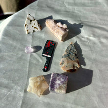 Load image into Gallery viewer, Pink Cauldron Crystal Bundles πβ¨π§π»