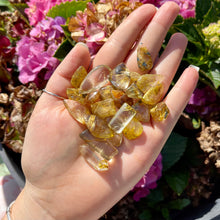 Load image into Gallery viewer, Golden Rutile Cabochons