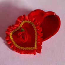 Load image into Gallery viewer, Chocolate Box Ashtray ๐ซ๐