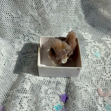 Load image into Gallery viewer, Lavender Spirit Quartz Castles