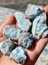 Load image into Gallery viewer, Raw Larimar