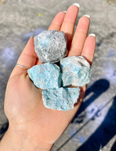 Load image into Gallery viewer, Raw Larimar from The Dominican Republic