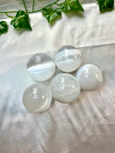 Load image into Gallery viewer, Satin Spar Selenite Spheres 43-45mm