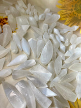 Load image into Gallery viewer, Satin Spar Selenite Random Shape