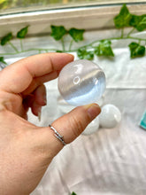 Load image into Gallery viewer, Satin Spar Selenite Spheres 43-45mm