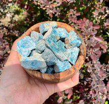 Load image into Gallery viewer, Raw Blue Apatite