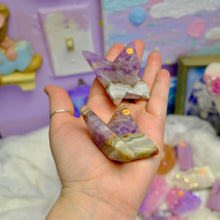 Load image into Gallery viewer, 🦋 Amethyst Lace Agate Butterflies
