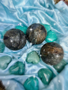 🌙 Labradorite Moon Spheres