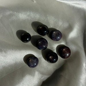 Star Ruby Rounds with Flat Bottoms