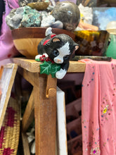 Load image into Gallery viewer, 1986 Hallmark Kitty Kat Stocking Hanger with Box
