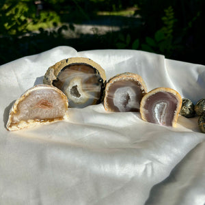 Agate Geodes Free Standing