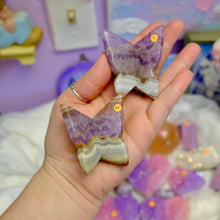 Load image into Gallery viewer, 🦋 Amethyst Lace Agate Butterflies
