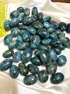💎 Blue Apatite Tumbles (Wholesale 1kg Bag)