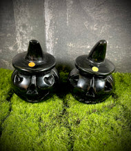 Load image into Gallery viewer, Black Obsidian Pumpkins with hat &amp; face
